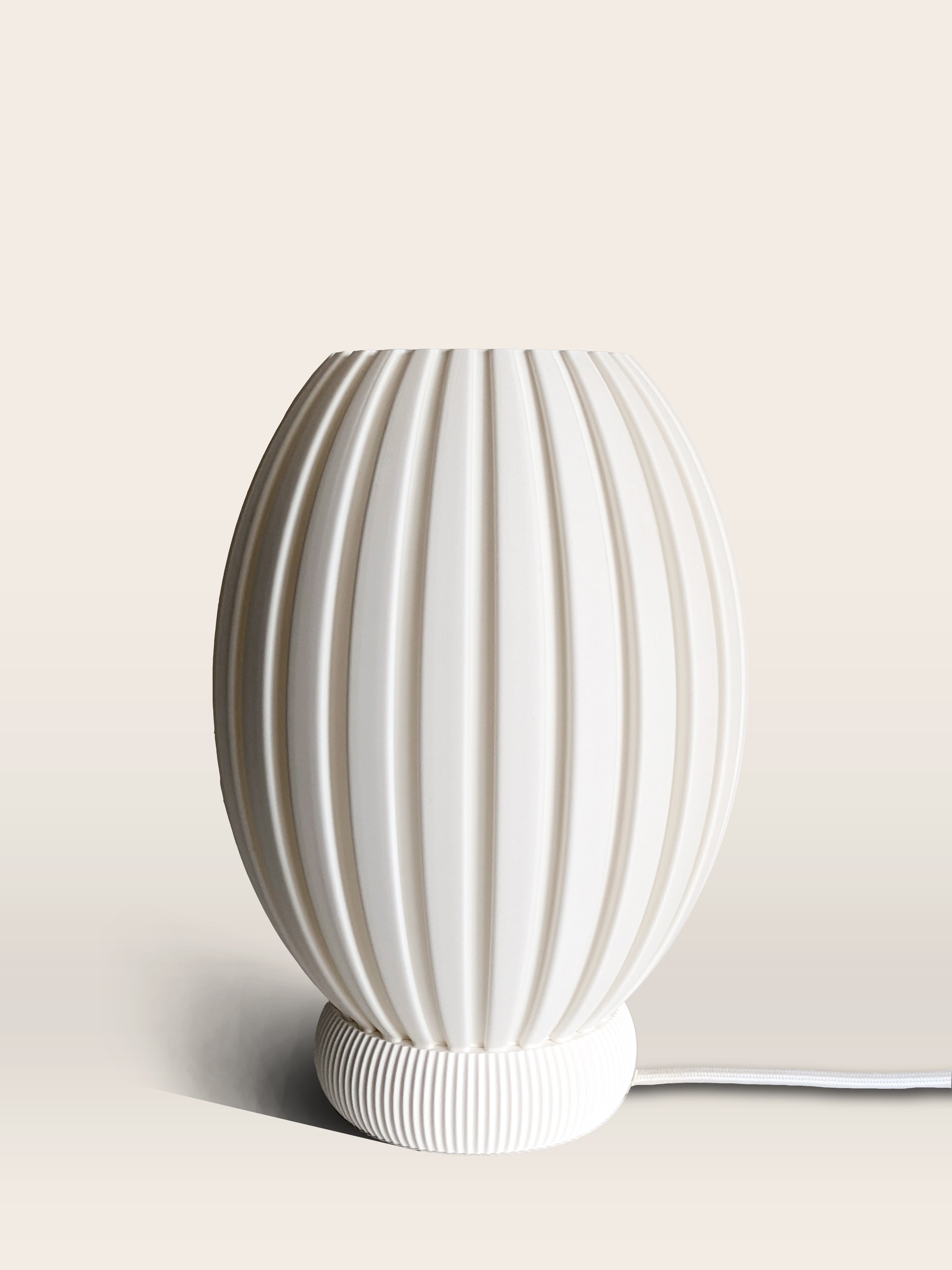 Glune Grand table lamp in Milk, soft warm glow
