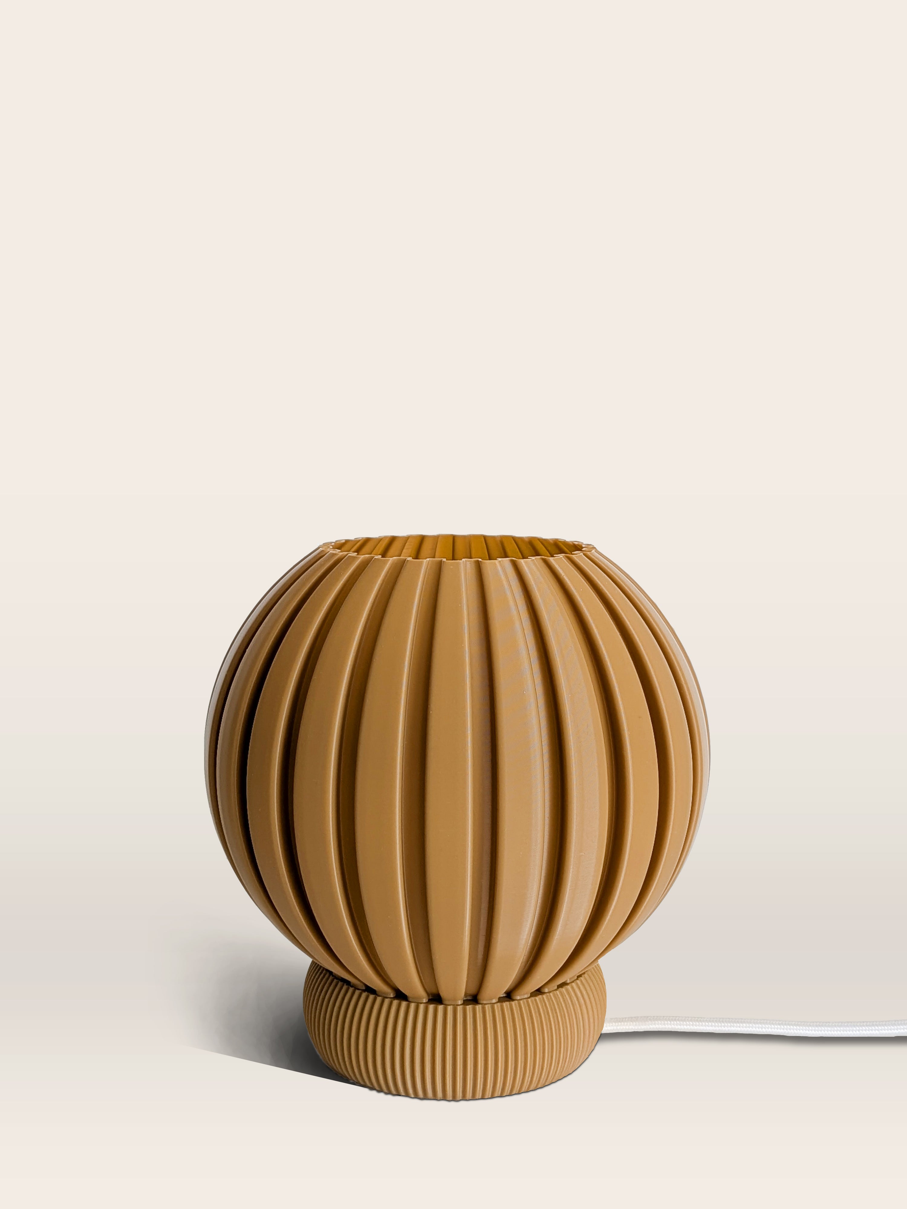 Glune — Table Lamp