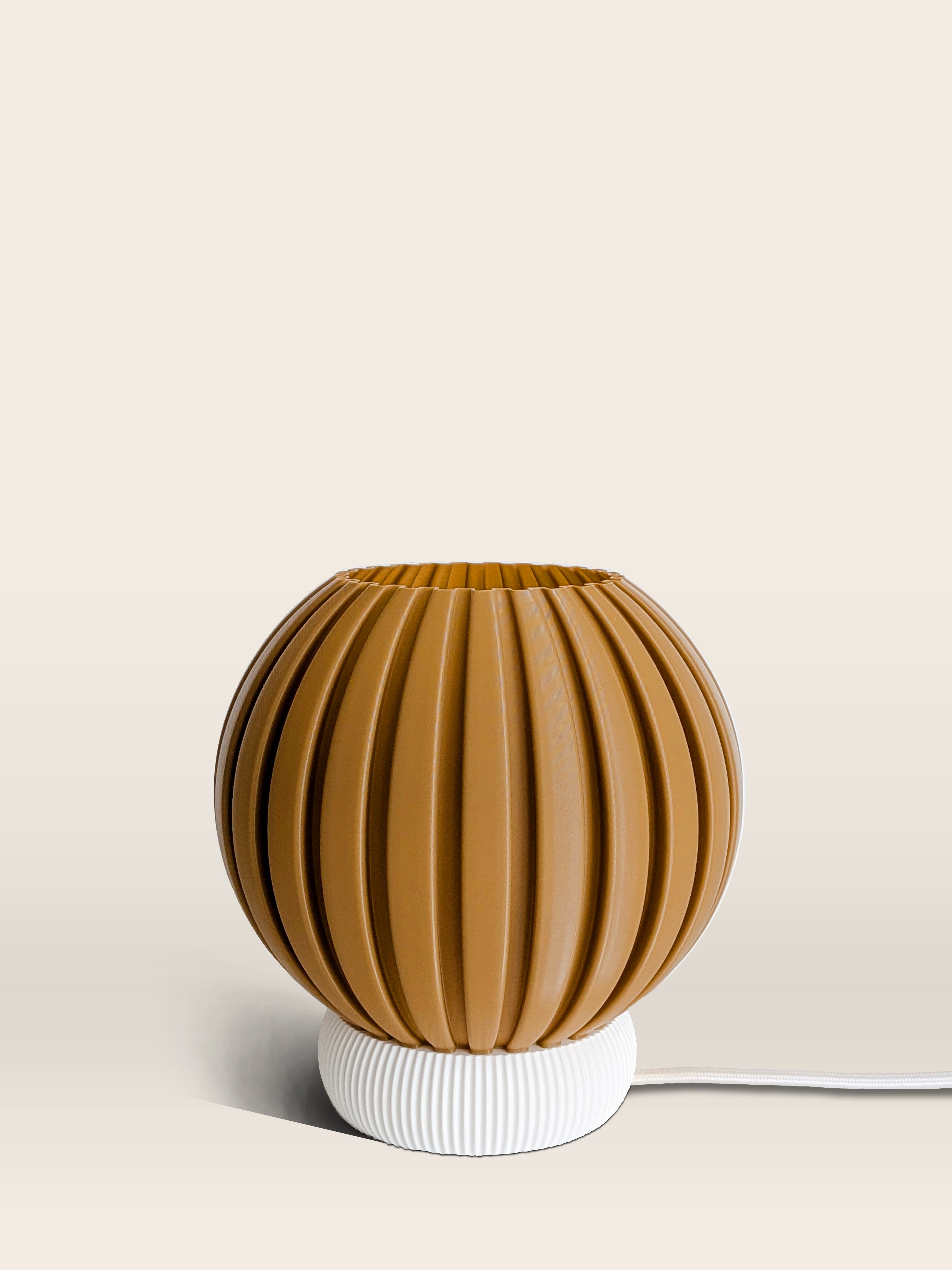 Glune — Table Lamp