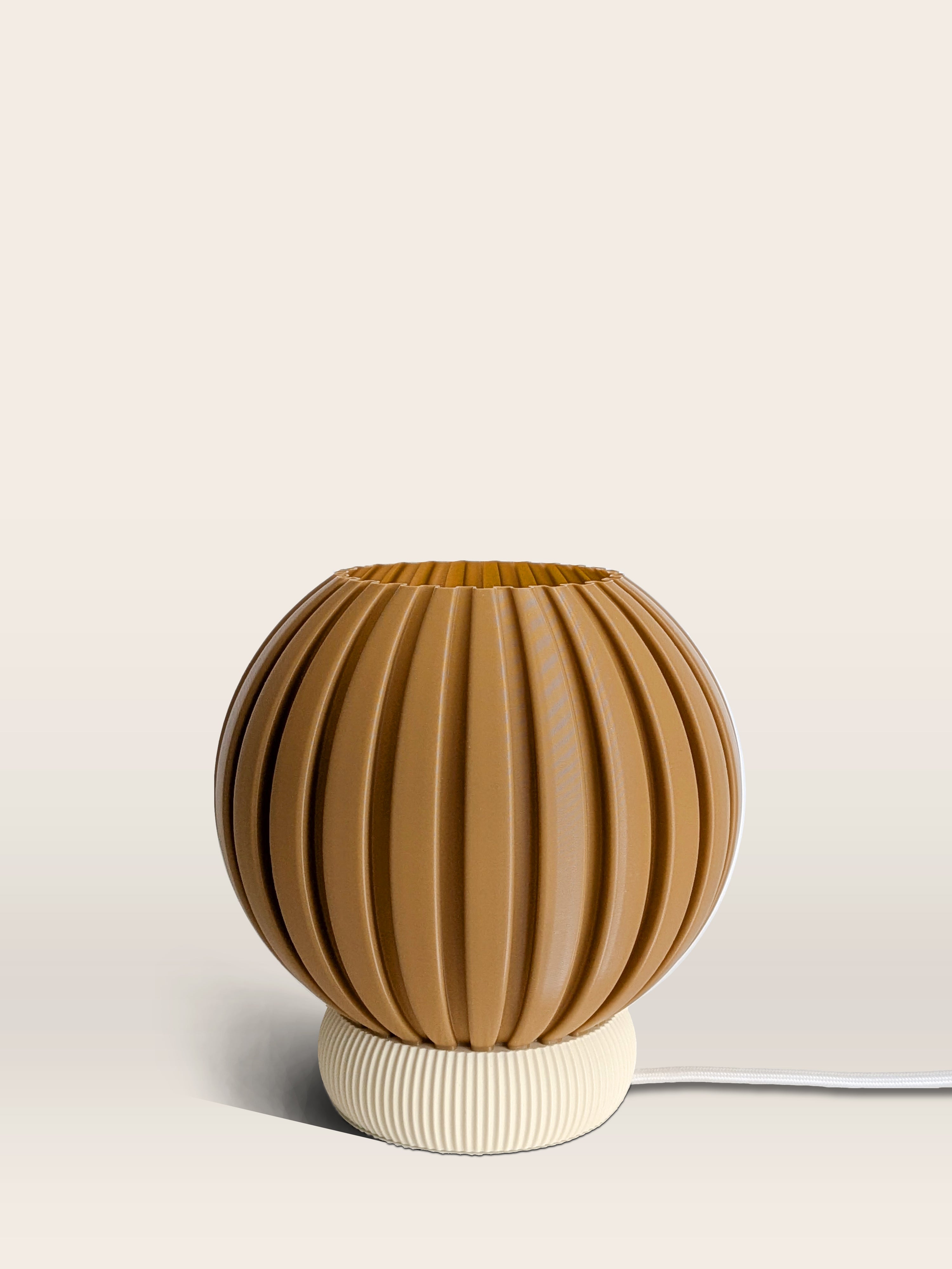 Glune — Table Lamp