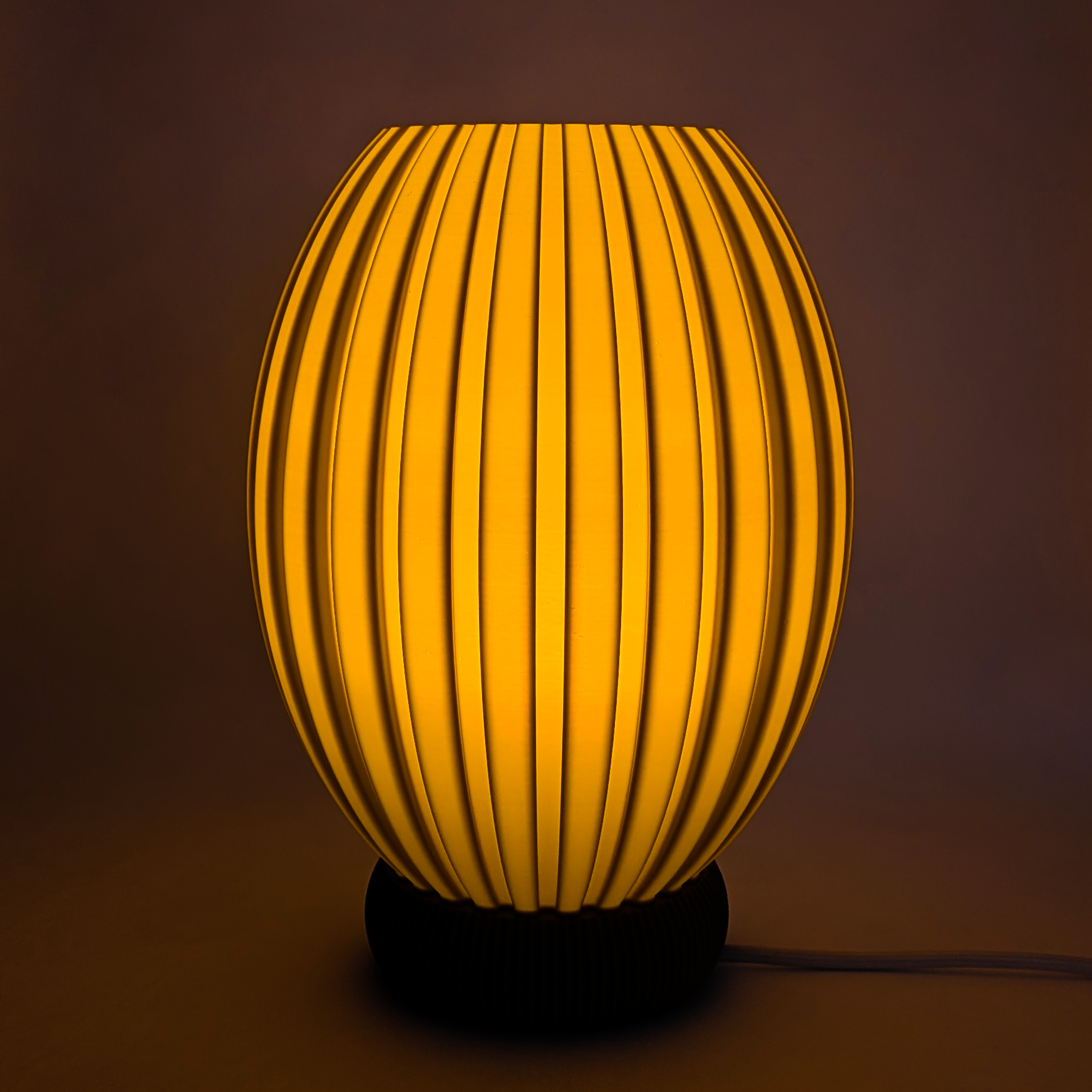 Glune Grand table lamp studio photo, tall design lamp