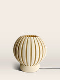 Glune table lamp in Vanille, warm cream